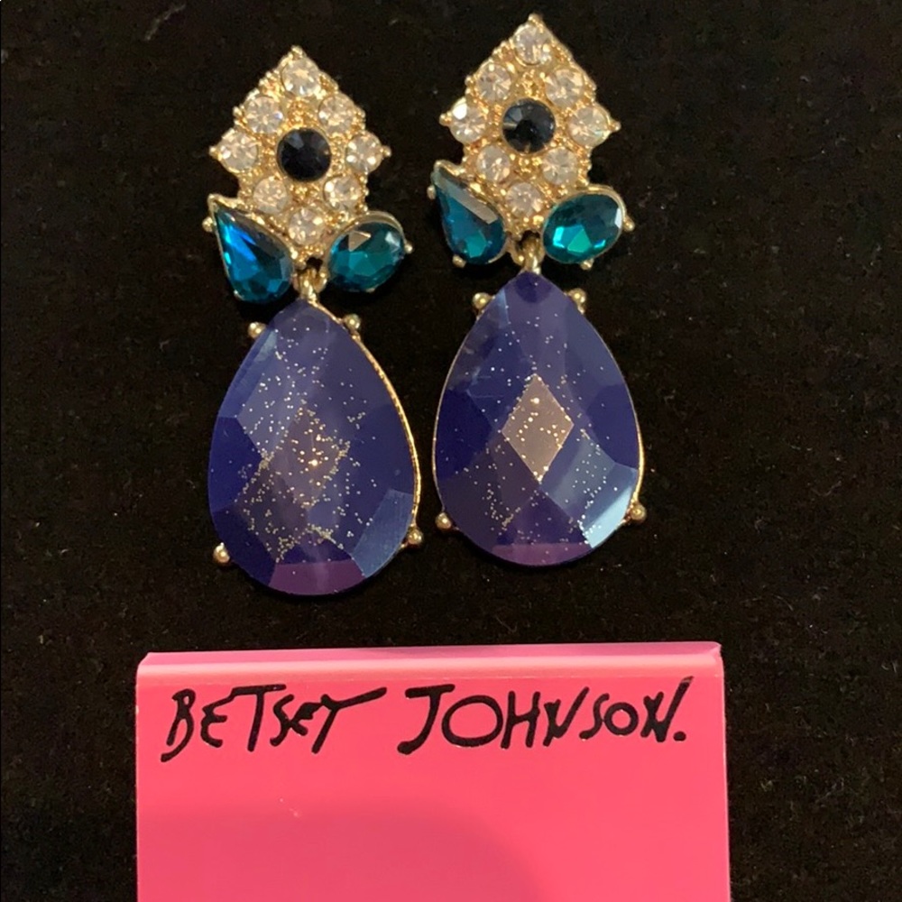 Betsey Johnson Glamorous, Sparkly Earrings